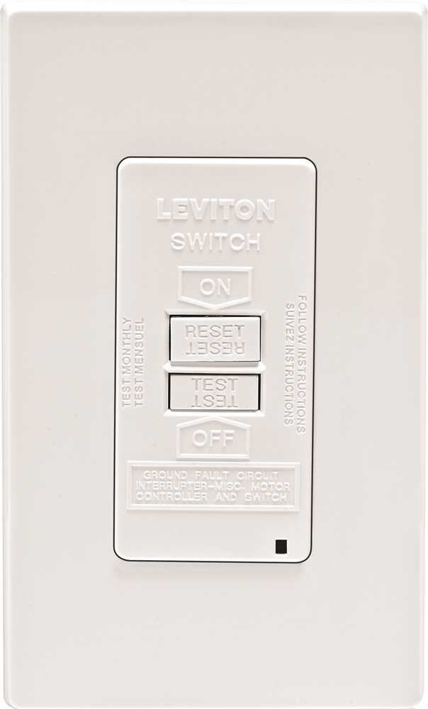 Leviton® Smartlockpro® 2-pole Blank Face Duplex Gfci Receptacle With Led, White, Nema 5-20r, 125 Volts, 20 Amps