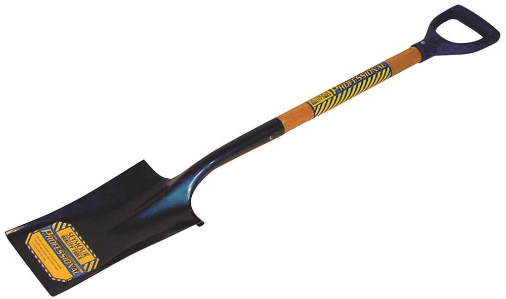 Seymour 20 Series Garden Spade Professional Grade, 30 In. Wood Handle And Poly D-grip