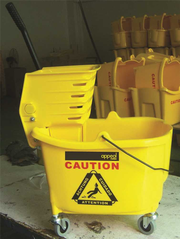 Appeal® Mop Bucket Combination With Side Press, 35-quart Capacity