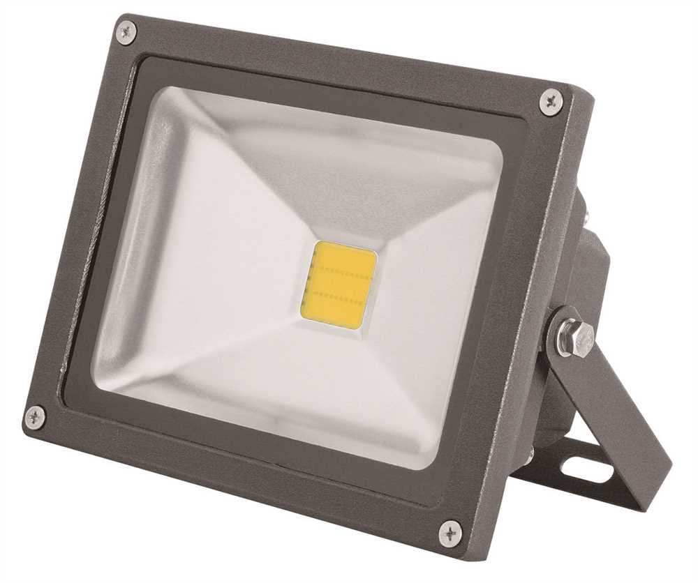 Monument Led Floodlight With Aluminum Housing, Bronze, 3-3-8x4-1-2x2-15-16 In., 1 20-watt Lamp (included)