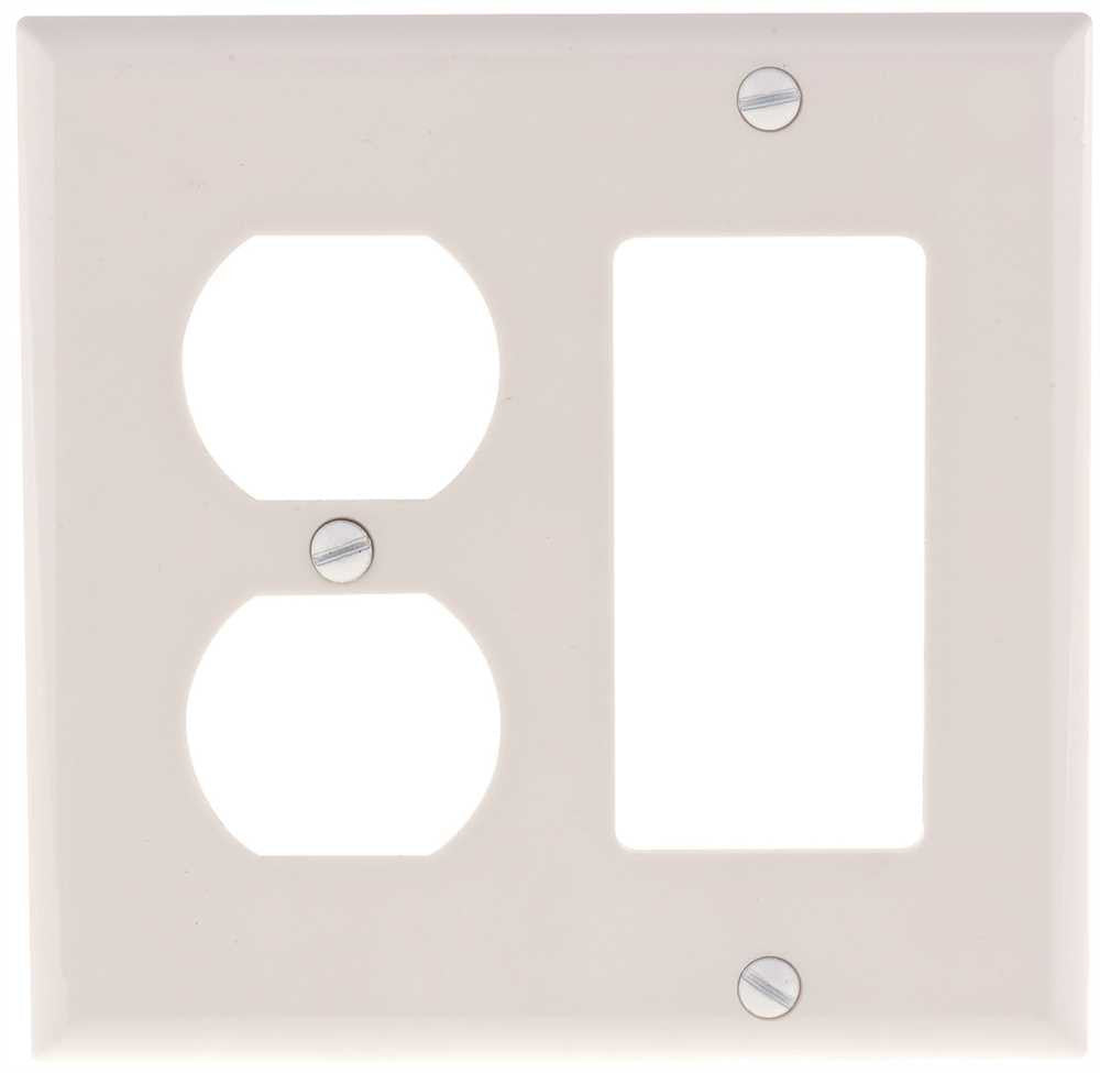 Combination Duplex Outlet And Decorator Wallplate White