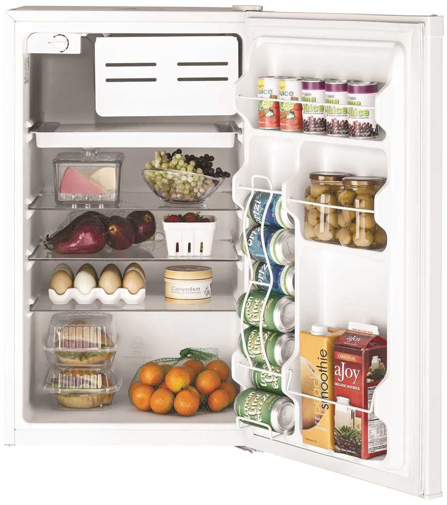 Ge&reg; 4.4 Cu.ft. Compact Refrigerator, White, Reversible Door Swing